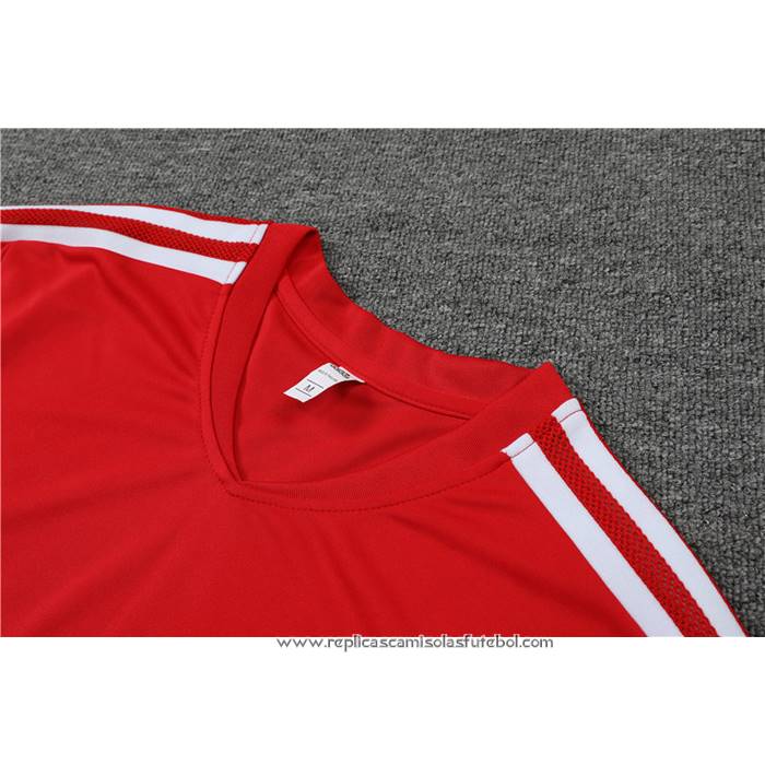 Fato de Treino
 Manchester United 2022-2023 Manga Curta
 Vermelho
 - Calcas Curta
